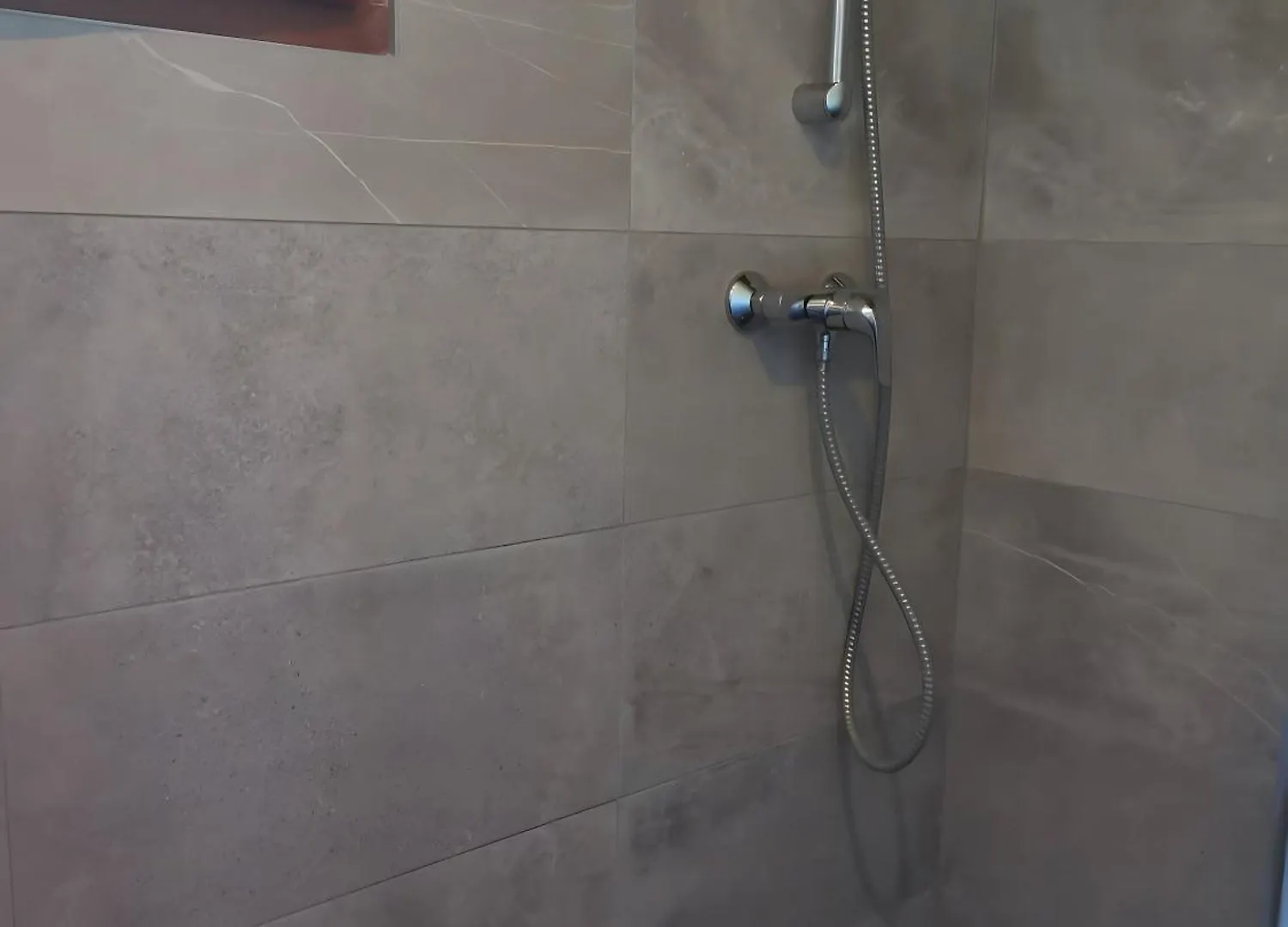 Chalet Bleu - Piscine Partagee Darbres