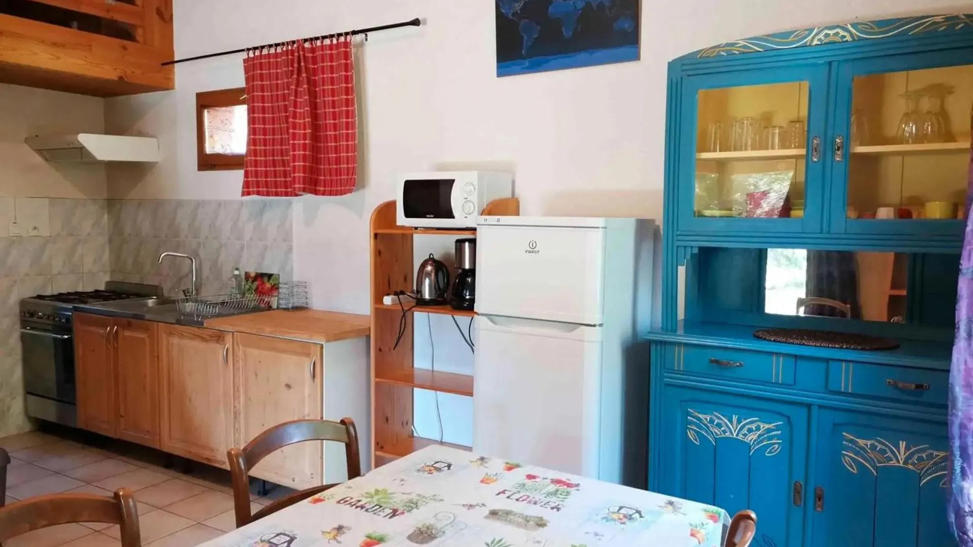 Chalet Bleu - Piscine Partagee Darbres
